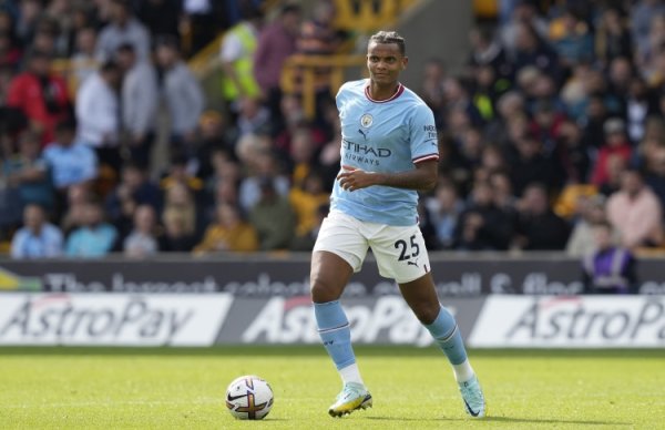 Dimazio: Akanji đã đến Ý và đang chuẩn bị trải qua một cuộc kiểm tra thể chất do Inter Milan sắp xếp