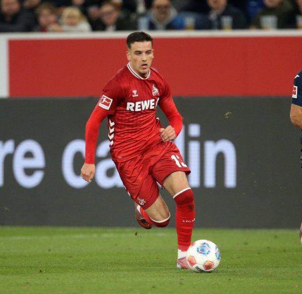 Cầu thủ trẻ Mara thu hút sự chú ý của Bayern. Huấn luyện viên Cologne: Anh ấy có tài năng tuyệt vời,