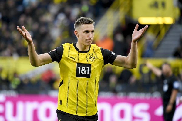 Matthaus: Nếu Hupa rời đội, Bayern có thể ký hợp đồng với Schlotterback, người rẻ hơn Walter Mader